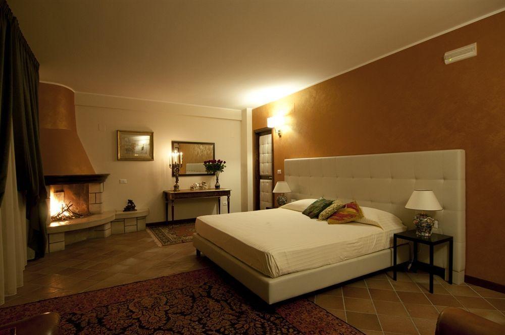 Queen Hotel San Giovanni Teatino Zewnętrze zdjęcie