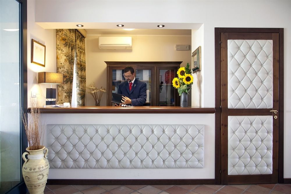 Queen Hotel San Giovanni Teatino Zewnętrze zdjęcie