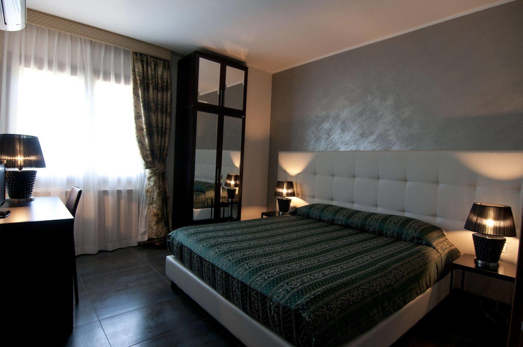 Queen Hotel San Giovanni Teatino Zewnętrze zdjęcie
